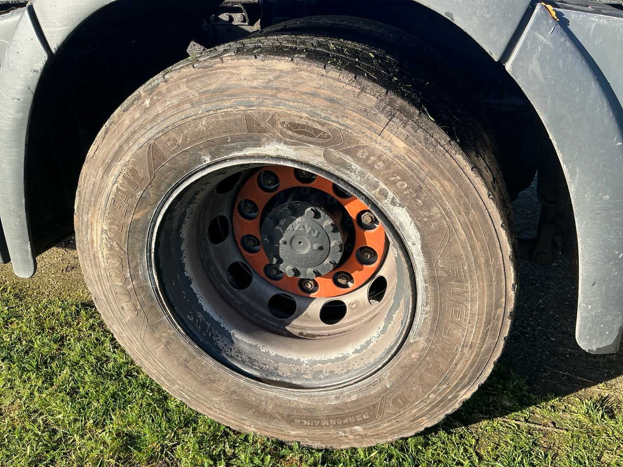 Camion 2002 MAN H17 TRUCK / CONTAINER TRUCK: photos 7 Camion 2002 MAN H17 TRUCK / CONTAINER TRUCK: photos 7