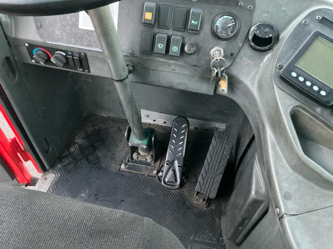 Camion 2012 KALMAR TT612D TERMINAL TRUCK: photos 19