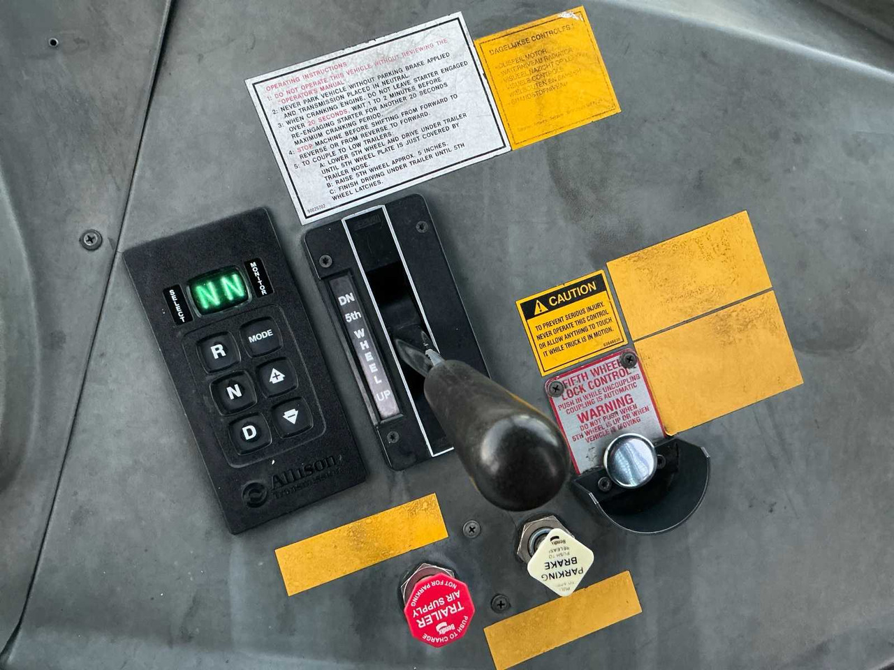 Camion 2012 KALMAR TT612D TERMINAL TRUCK: photos 21