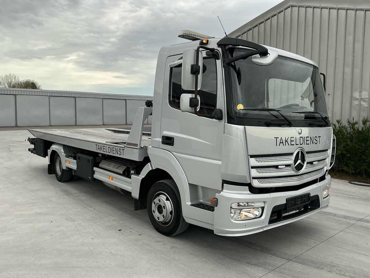 2015 MERCEDES-BENZ ATEGO TRUCK TOW TRUCK - Camion: photos 3 2015 MERCEDES-BENZ ATEGO TRUCK TOW TRUCK - Camion: photos 3
