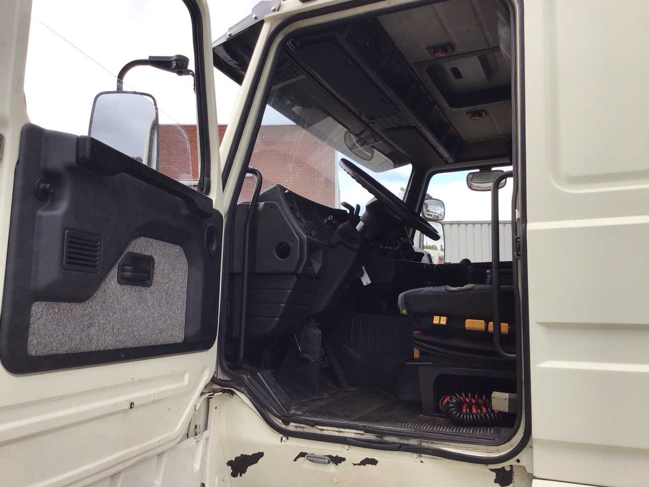 Camion SCANIA V8 - 143H 450 - TRUCK TRACTOR: photos 8 Camion SCANIA V8 - 143H 450 - TRUCK TRACTOR: photos 8