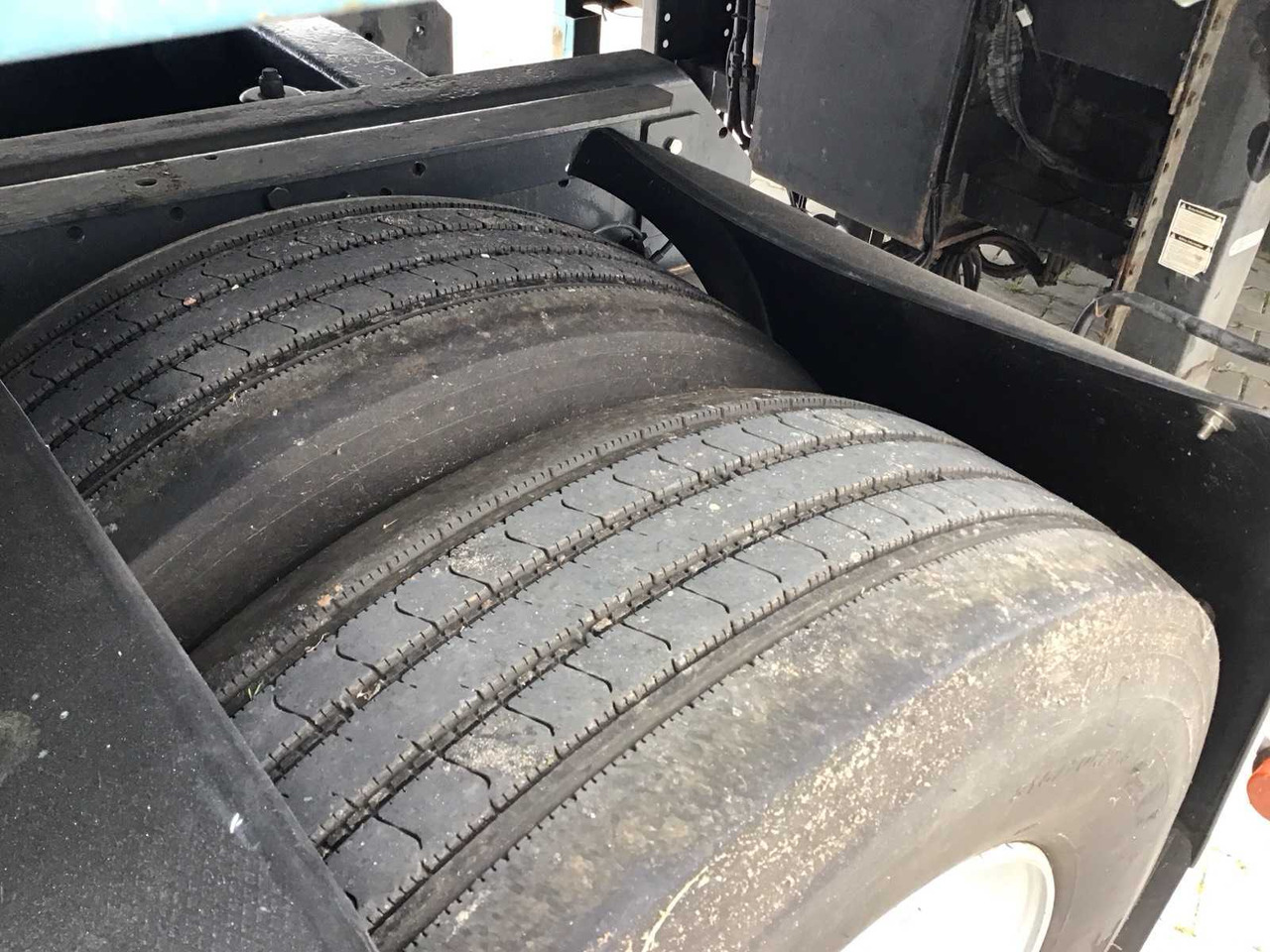 Camion SCANIA V8 - 143H 450 - TRUCK TRACTOR: photos 18 Camion SCANIA V8 - 143H 450 - TRUCK TRACTOR: photos 18