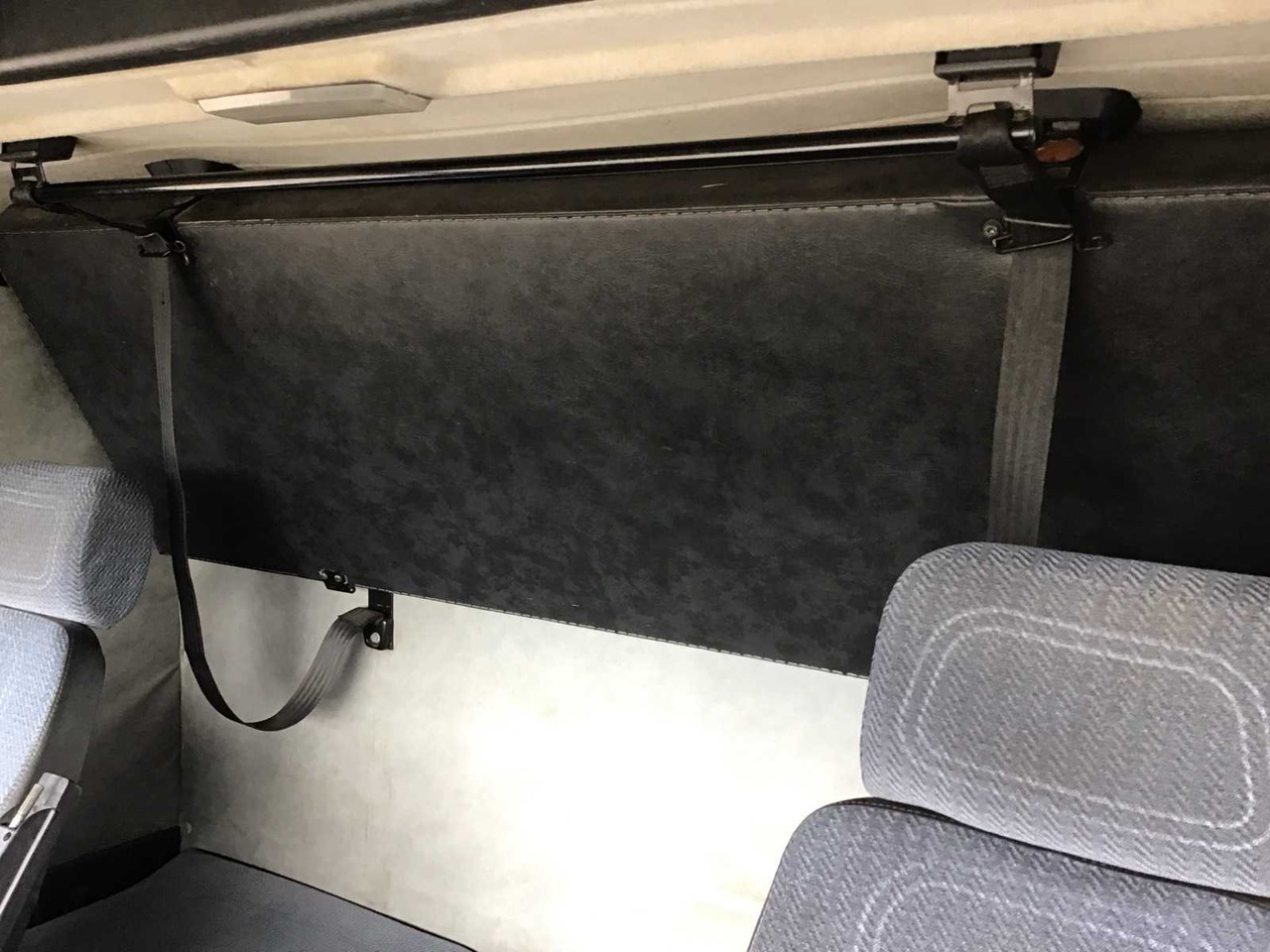 Camion SCANIA V8 - 143H 450 - TRUCK TRACTOR: photos 11 Camion SCANIA V8 - 143H 450 - TRUCK TRACTOR: photos 11