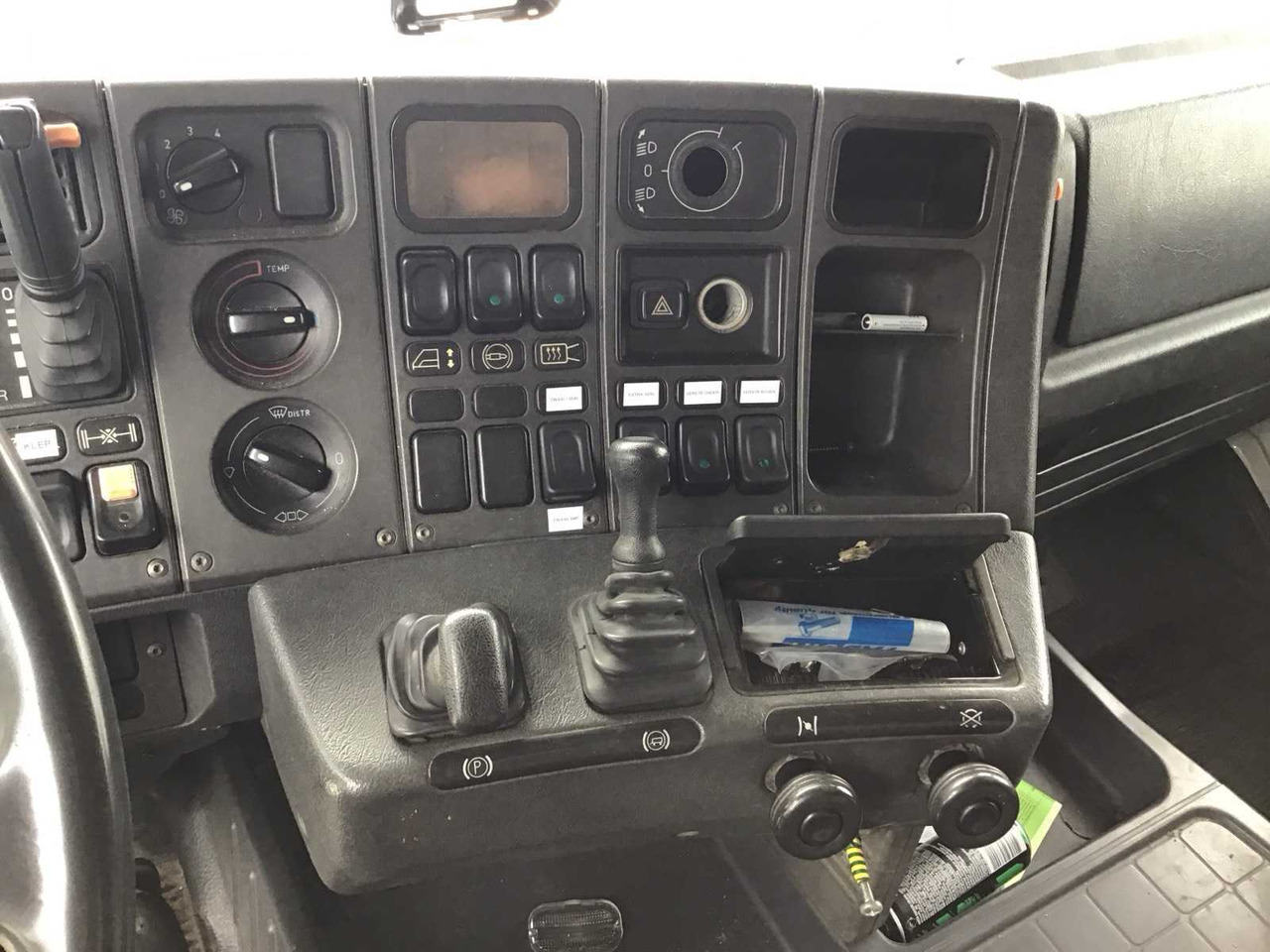 Camion SCANIA V8 - 143H 450 - TRUCK TRACTOR: photos 14 Camion SCANIA V8 - 143H 450 - TRUCK TRACTOR: photos 14