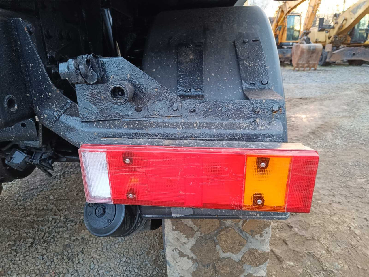 Camion UNIMOG - U 400 - TRUCK - 2001: photos 24 Camion UNIMOG - U 400 - TRUCK - 2001: photos 24