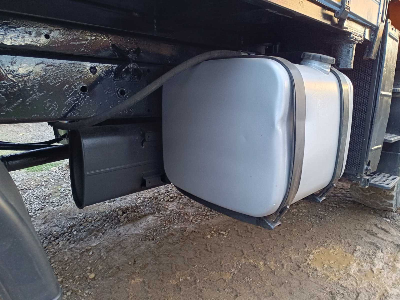 Camion UNIMOG - U 400 - TRUCK - 2001: photos 23 Camion UNIMOG - U 400 - TRUCK - 2001: photos 23