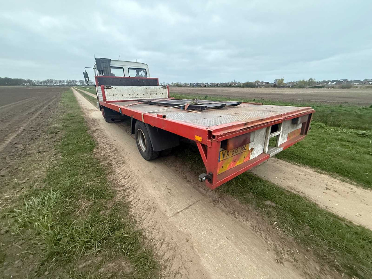 VOLVO - FL608-4X2-J 75 - TRUCK - 1993 - Camion: photos 5 VOLVO - FL608-4X2-J 75 - TRUCK - 1993 - Camion: photos 5