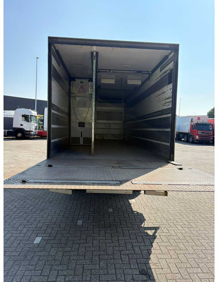 VOLVO - FM 9 COOLING 260 - TRUCK - Camion: photos 5 VOLVO - FM 9 COOLING 260 - TRUCK - Camion: photos 5