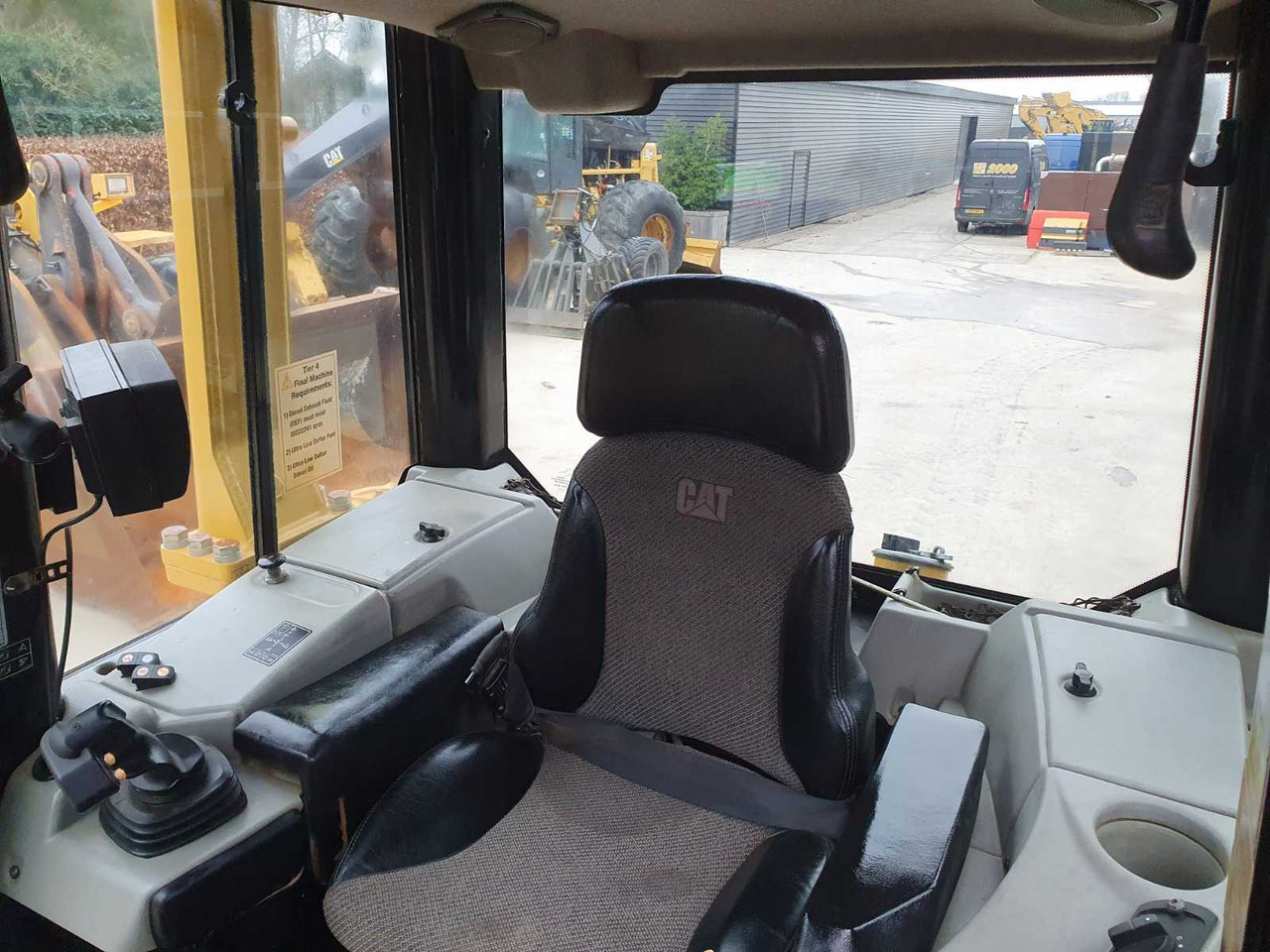 Bulldozer Caterpillar D6N: photos 17