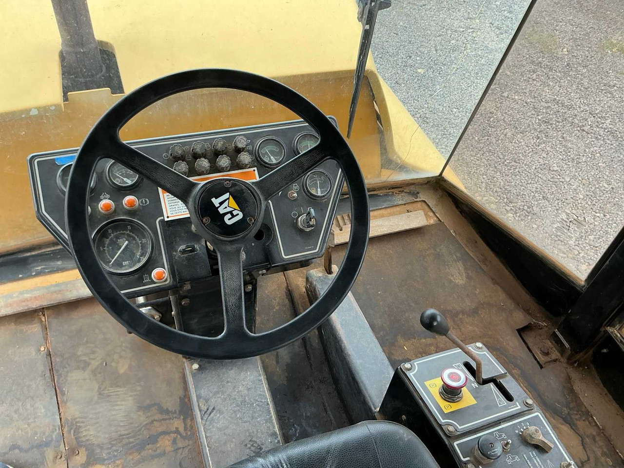 Compacteur à pneus Caterpillar PS 300C: photos 38