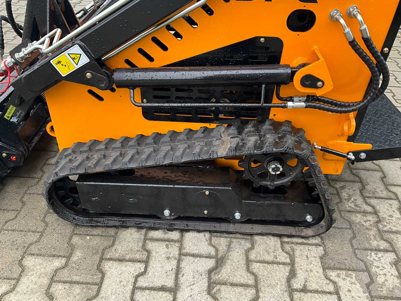 Mini chargeuse DPC HT-320: photos 14