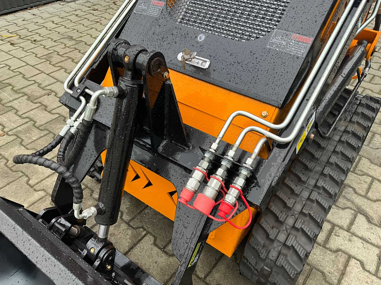 Mini chargeuse DPC HT-320: photos 18