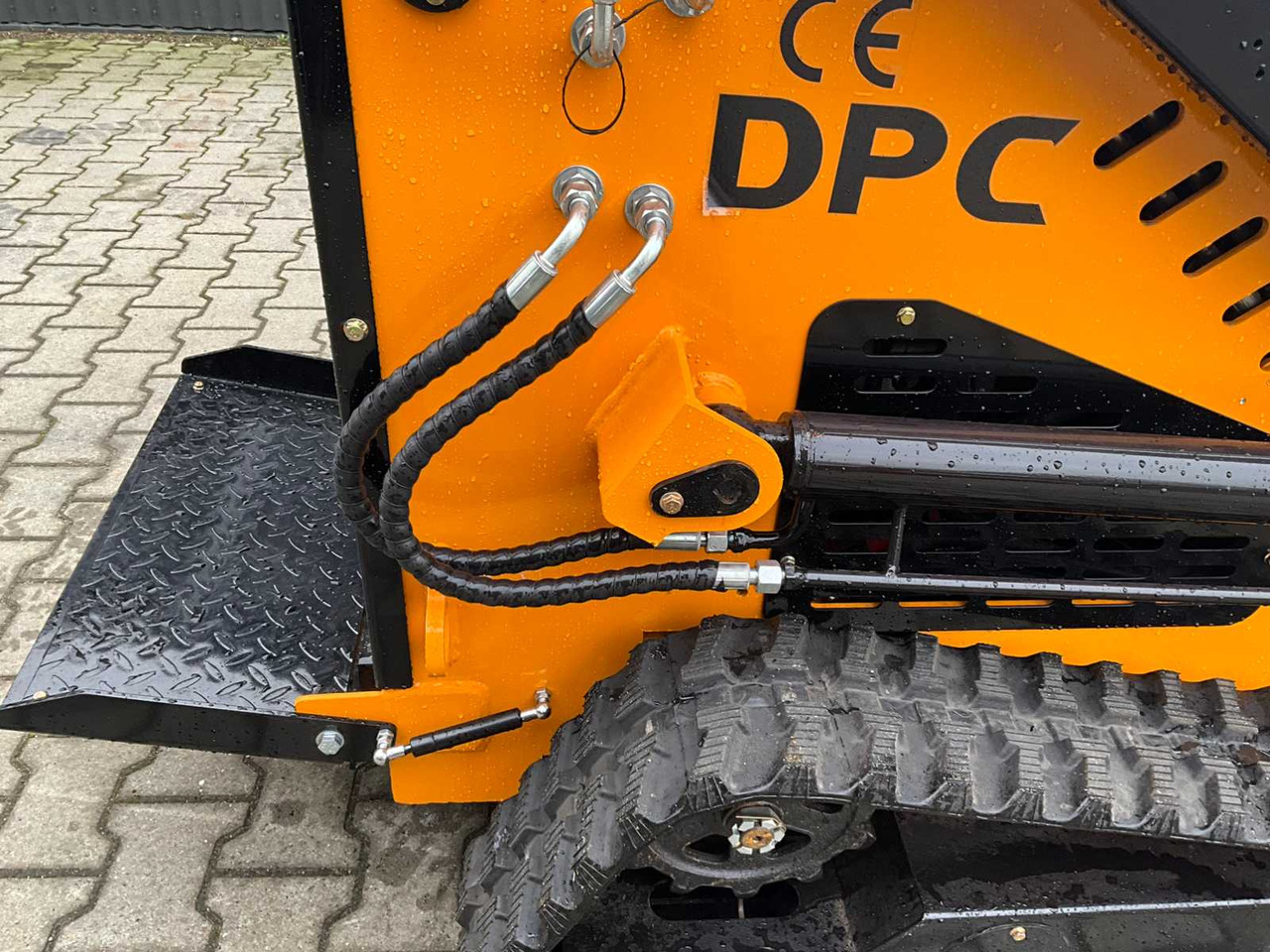 Mini chargeuse DPC HT-320: photos 16