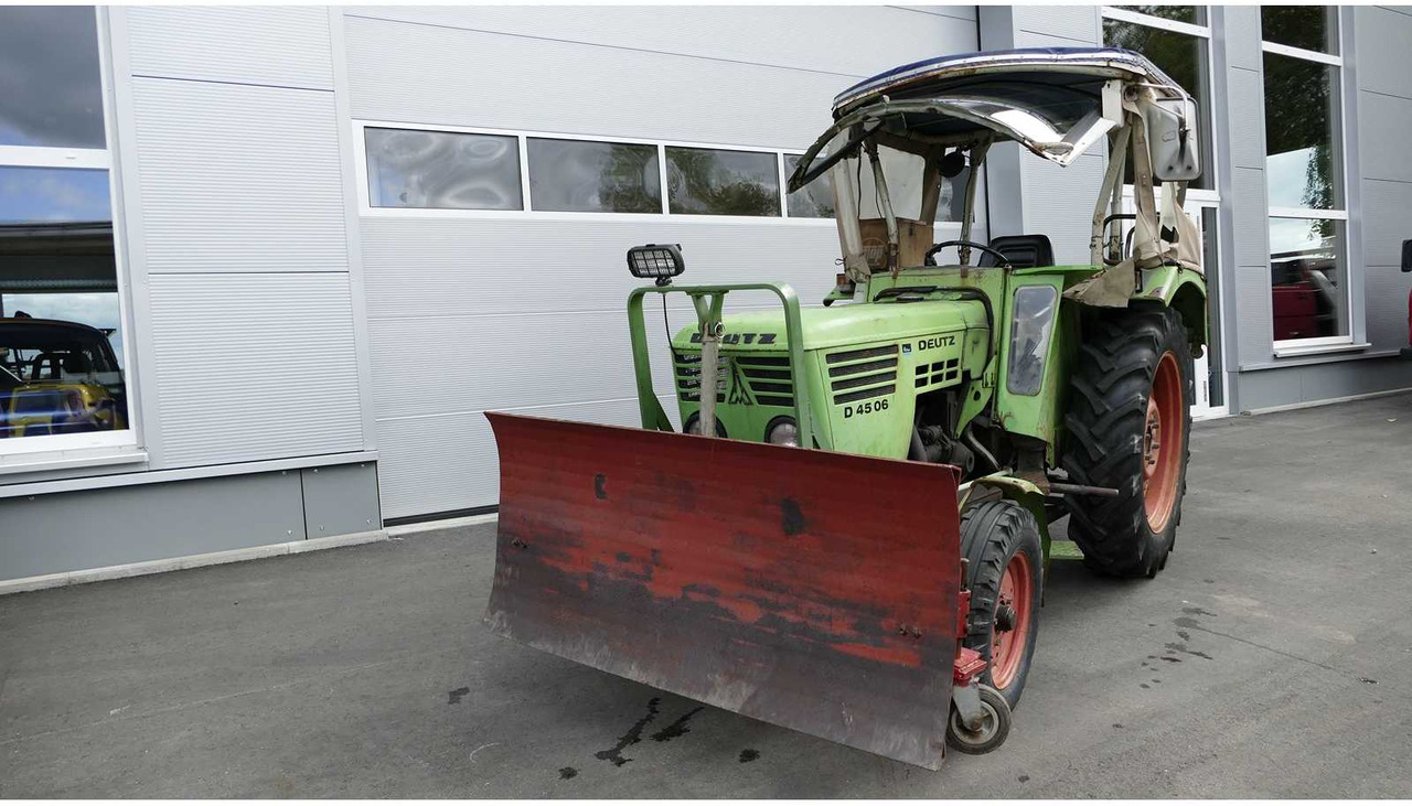Deutz D 45 - Tracteur agricole: photos 2 Deutz D 45 - Tracteur agricole: photos 2