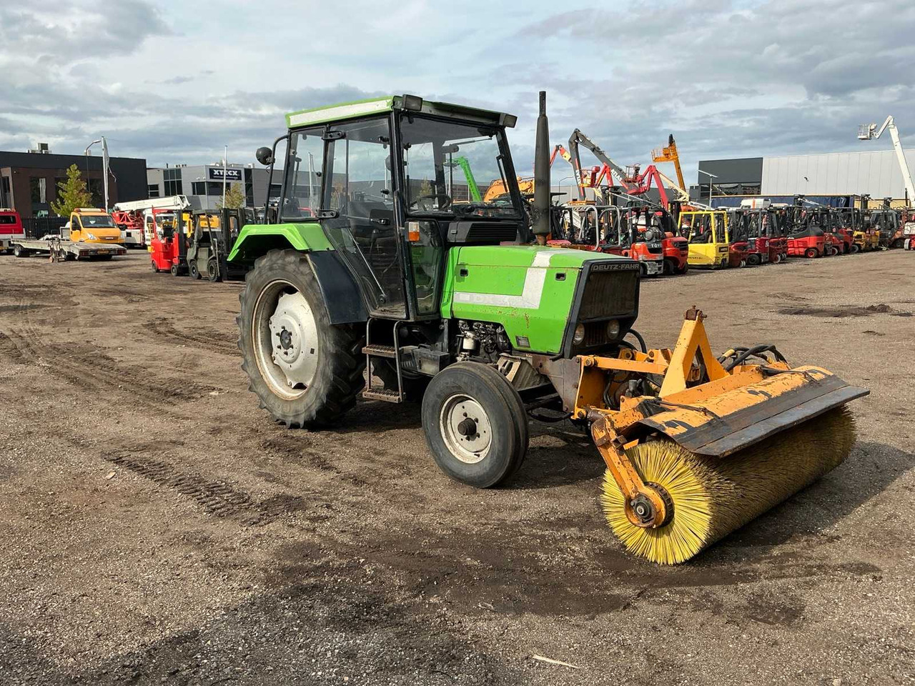 Tracteur agricole Deutz-Fahr DX3.30: photos 7