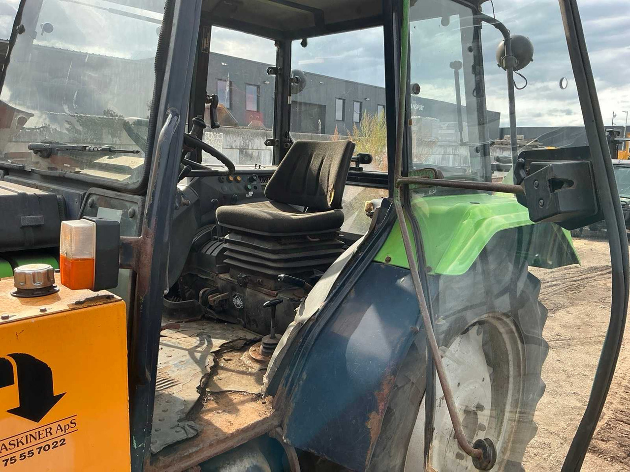 Tracteur agricole Deutz-Fahr DX3.30: photos 28