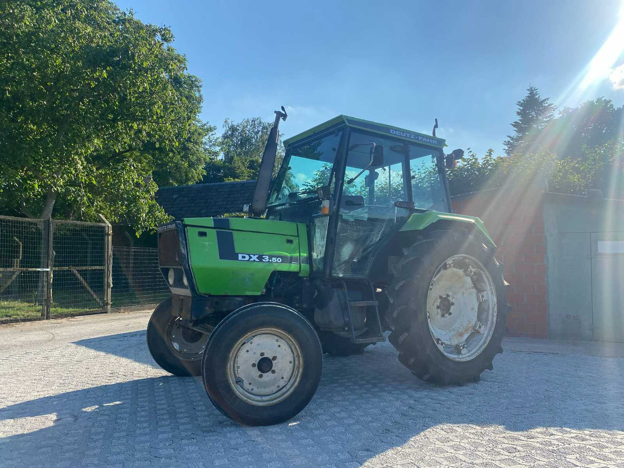 Deutz-Fahr DX3.50 - Tracteur agricole: photos 4 Deutz-Fahr DX3.50 - Tracteur agricole: photos 4