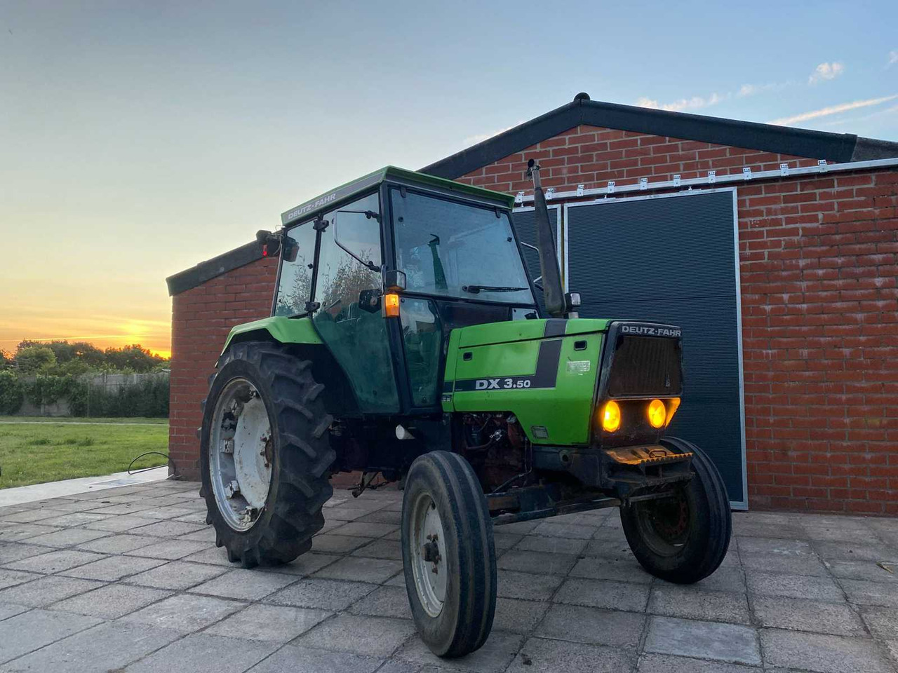 Deutz-Fahr DX3.50 - Tracteur agricole: photos 2 Deutz-Fahr DX3.50 - Tracteur agricole: photos 2