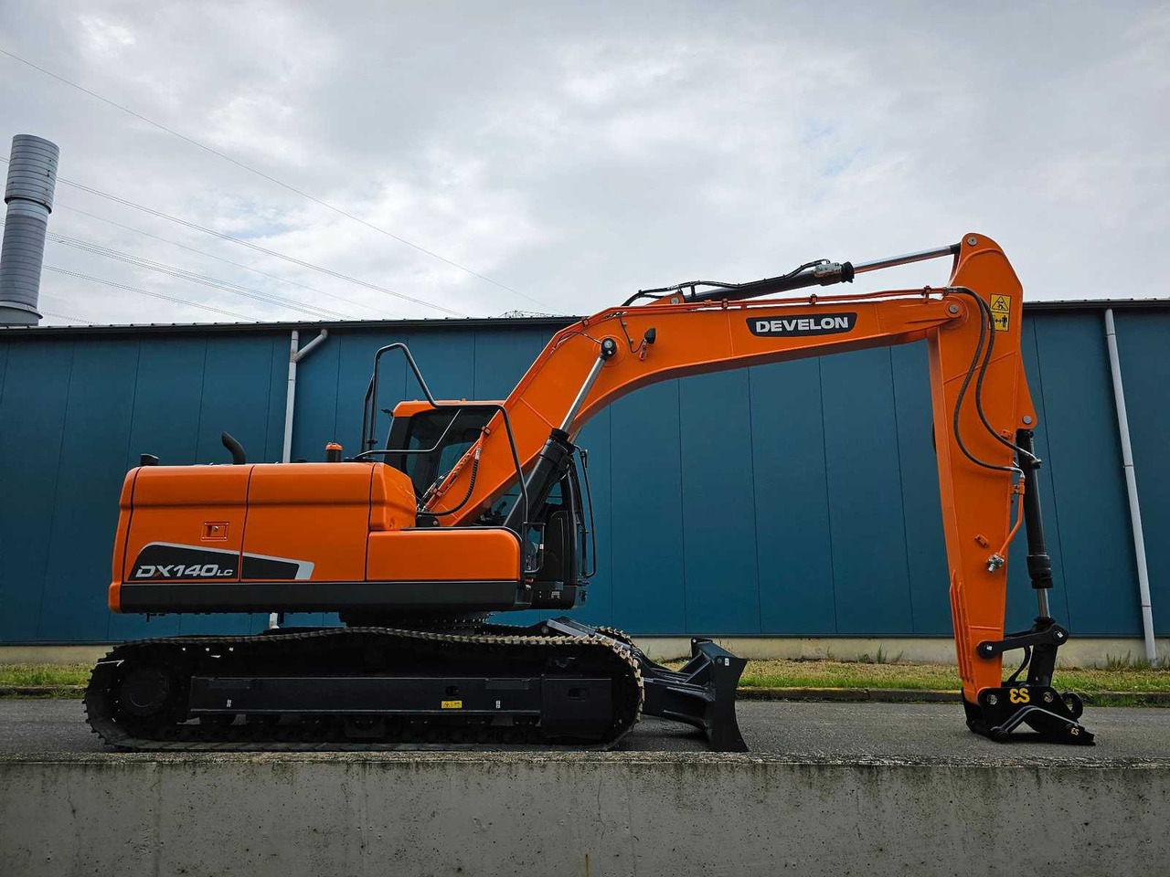 Develon DX140LC - Pelle sur chenille: photos 5 Develon DX140LC - Pelle sur chenille: photos 5