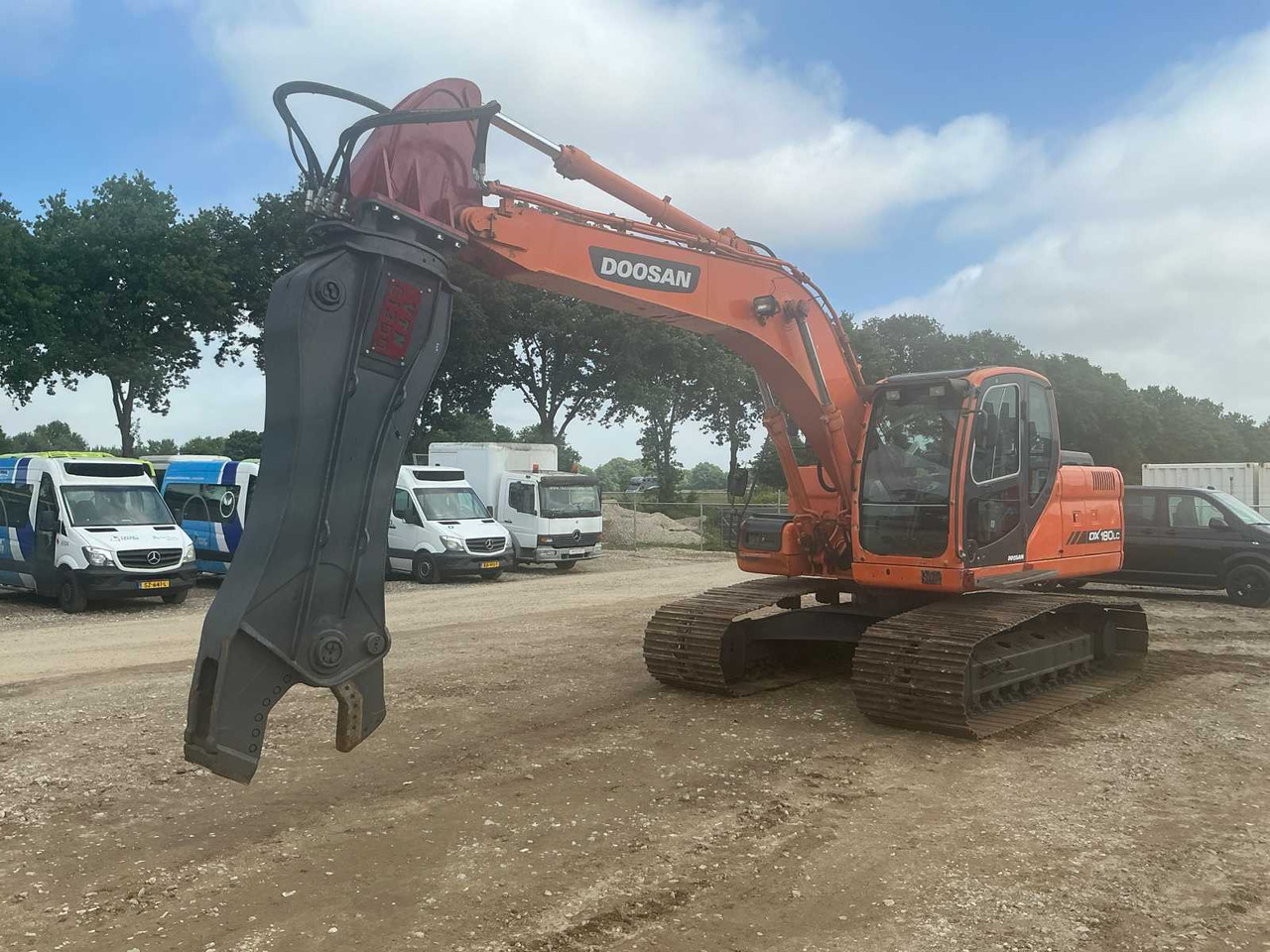 Doosan DX180LC - Pelle sur chenille: photos 1 Doosan DX180LC - Pelle sur chenille: photos 1
