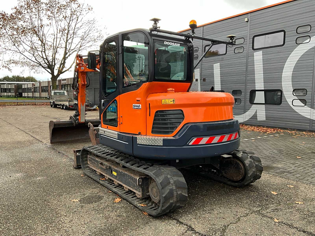 Doosan DX80R 2PC Boom Topcon X51i GPS Systeem - Pelle sur chenille: photos 5 Doosan DX80R 2PC Boom Topcon X51i GPS Systeem - Pelle sur chenille: photos 5