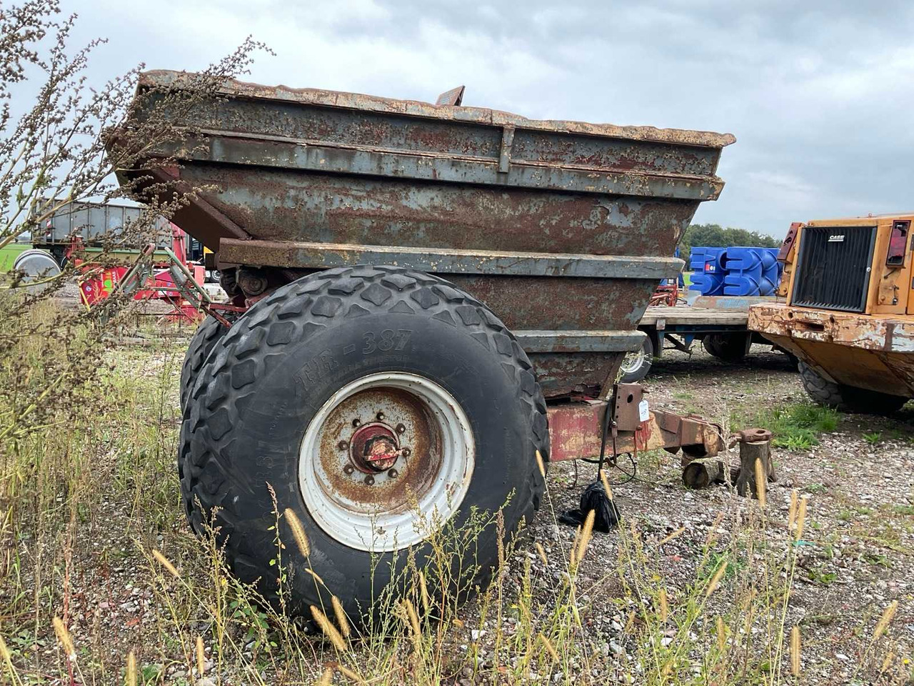 Dumper trailer - Benne agricole: photos 3 Dumper trailer - Benne agricole: photos 3