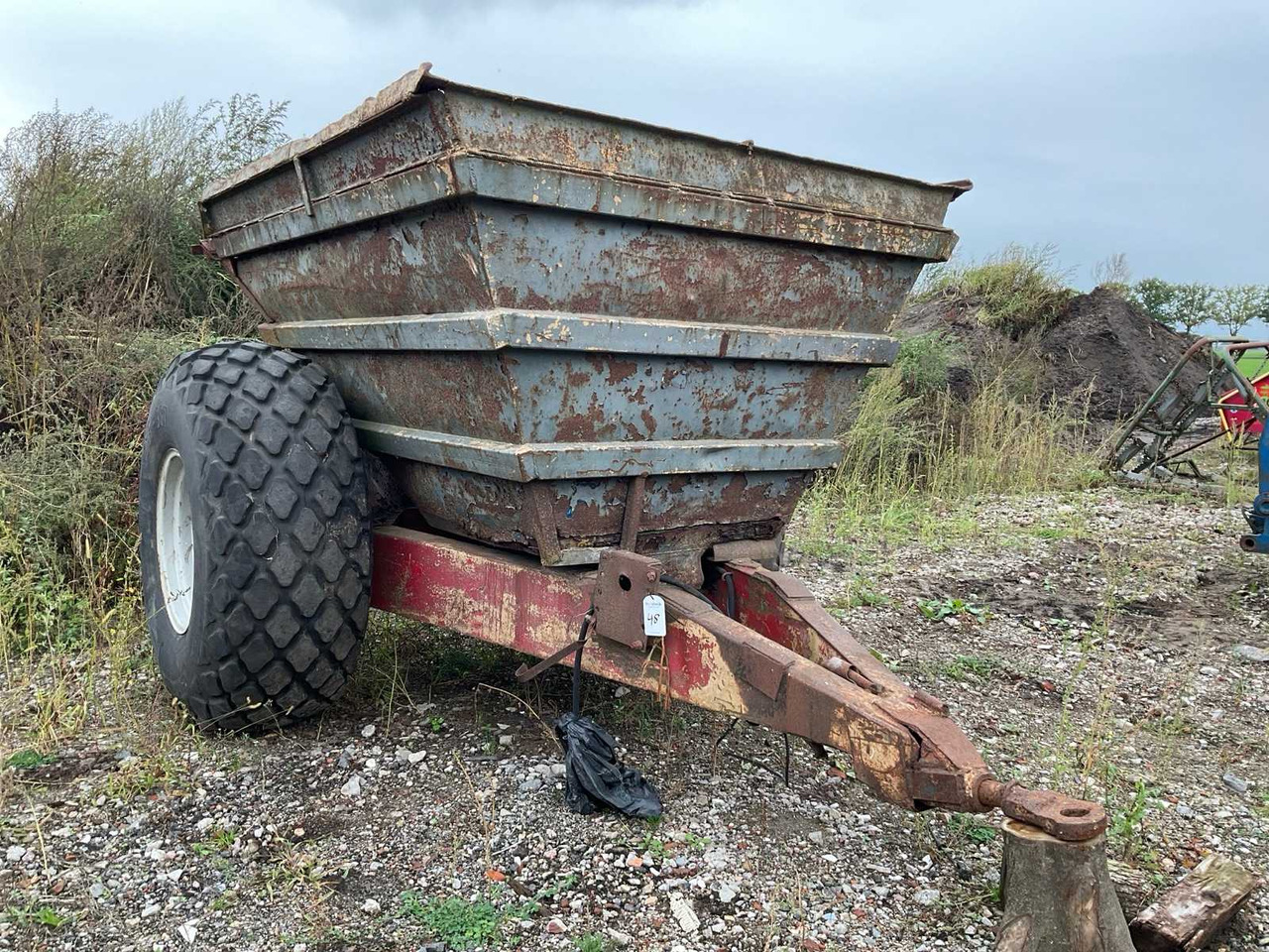 Dumper trailer - Benne agricole: photos 4 Dumper trailer - Benne agricole: photos 4