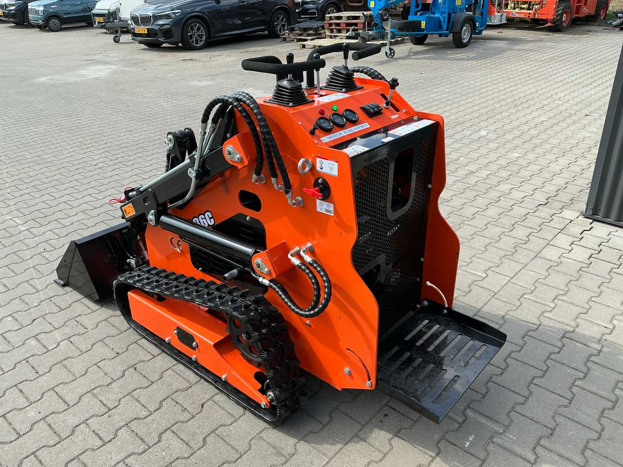 EGN EG36C MINI LOADER / SKID STEER LOADER ON TRACKS - Chargeuse compacte sur chenilles: photos 5 EGN EG36C MINI LOADER / SKID STEER LOADER ON TRACKS - Chargeuse compacte sur chenilles: photos 5