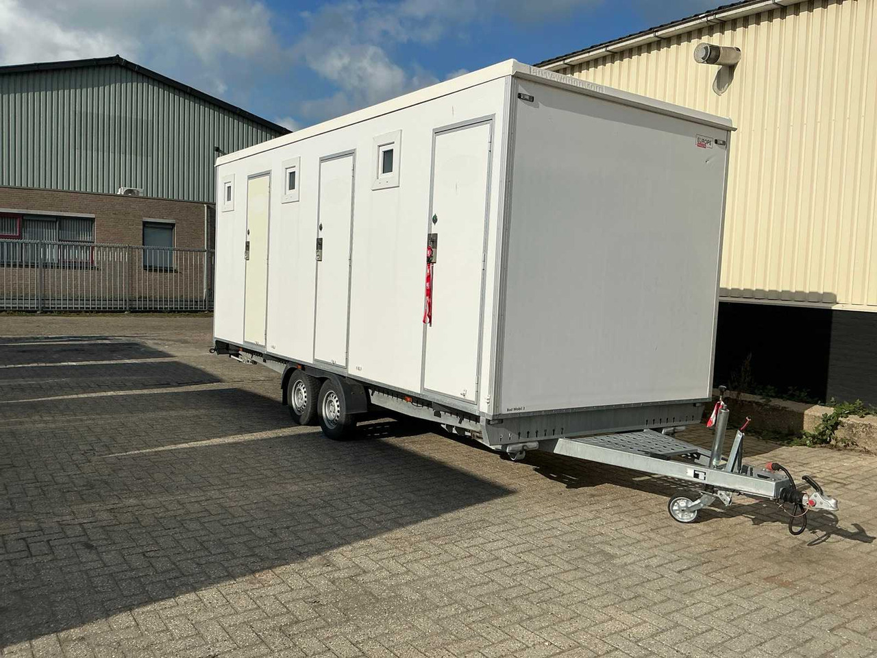 Easywagen 660 - Conteneur comme habitat: photos 2 Easywagen 660 - Conteneur comme habitat: photos 2