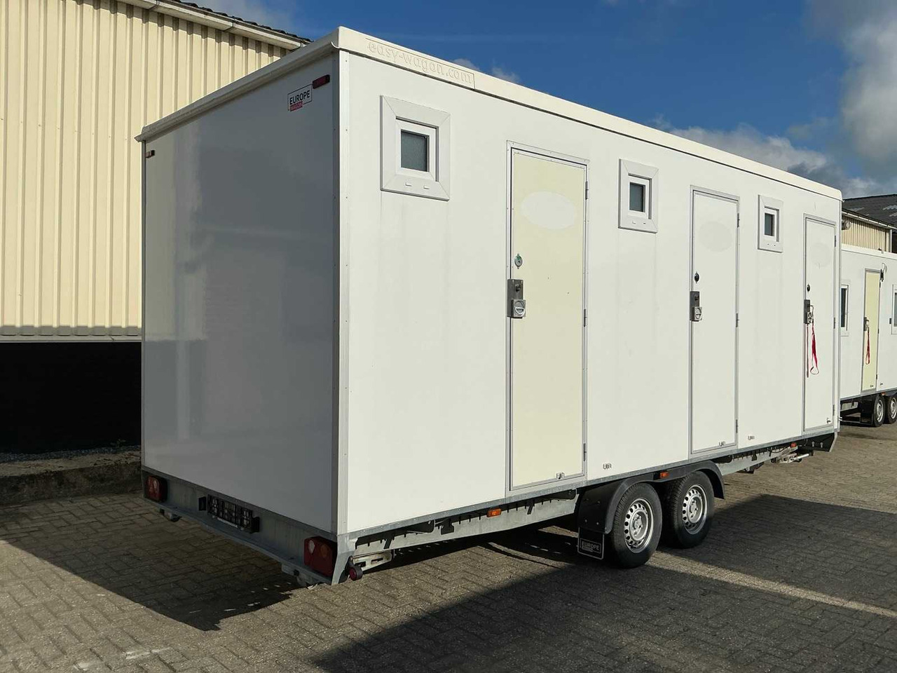 Easywagen 660 - Conteneur comme habitat: photos 4 Easywagen 660 - Conteneur comme habitat: photos 4