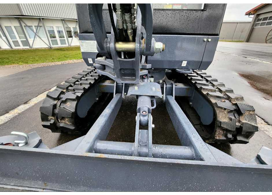 Mini pelle Eurotrac HE18: photos 13