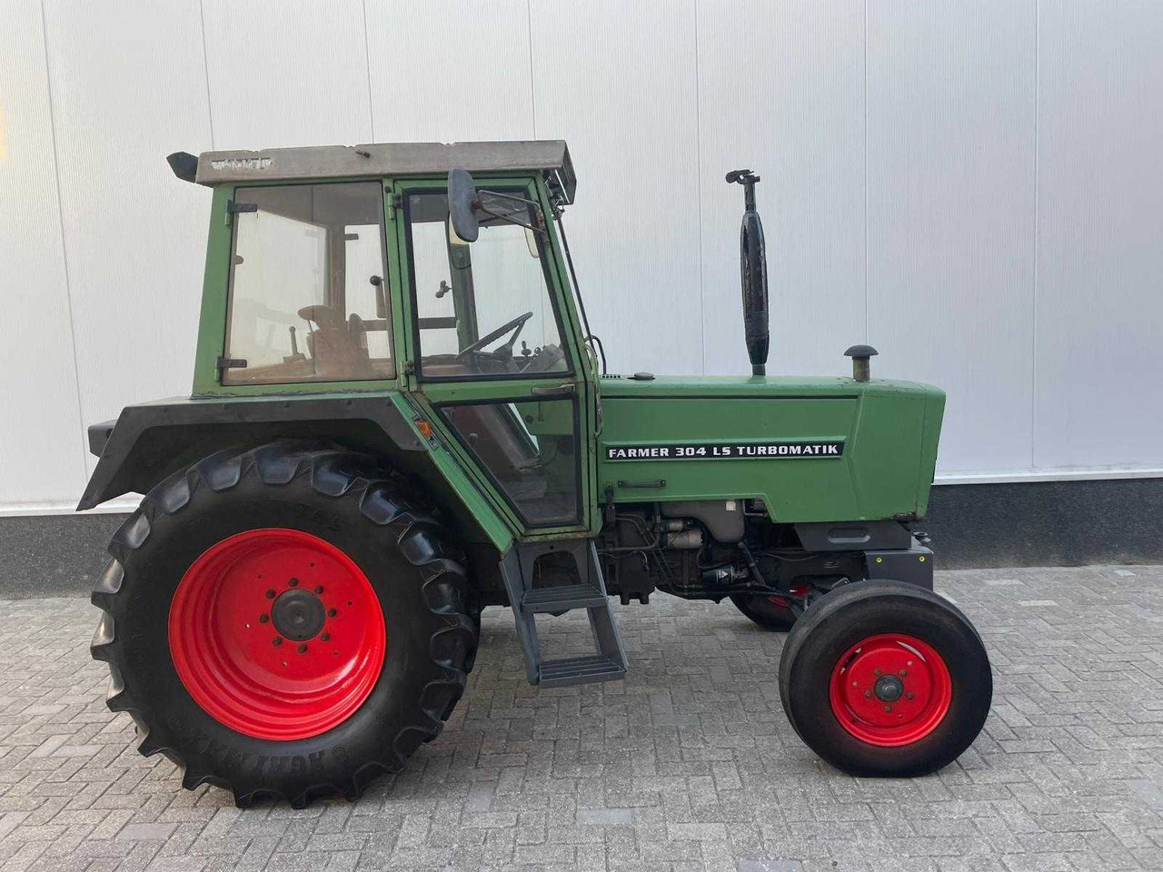Fendt Farmer 304 - Tracteur agricole: photos 5 Fendt Farmer 304 - Tracteur agricole: photos 5