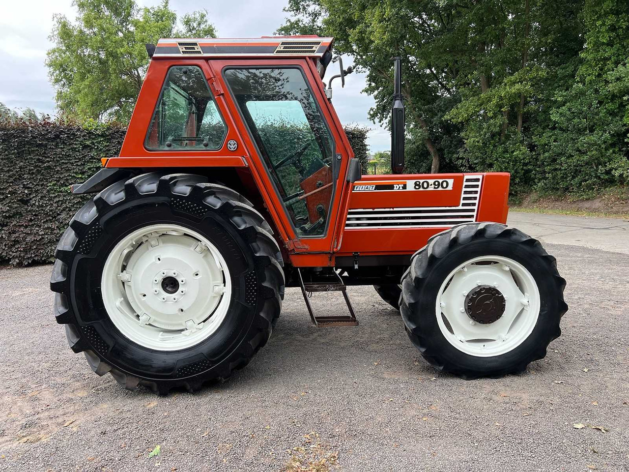 Fiat 80-90DT - Tracteur agricole: photos 5 Fiat 80-90DT - Tracteur agricole: photos 5