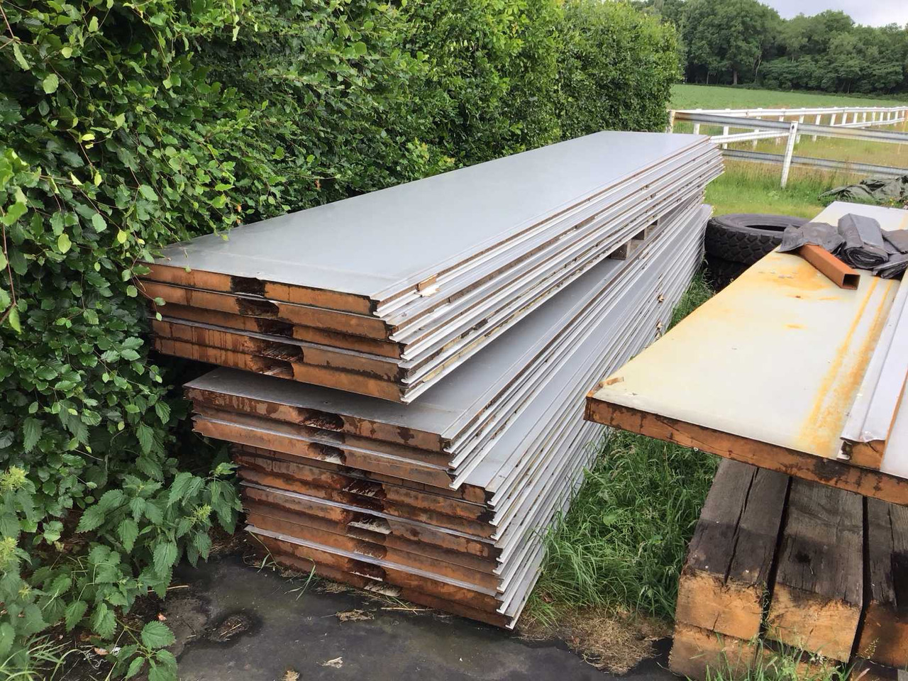 Flat sandwich panels (16x) - Matériel de chantier: photos 2 Flat sandwich panels (16x) - Matériel de chantier: photos 2