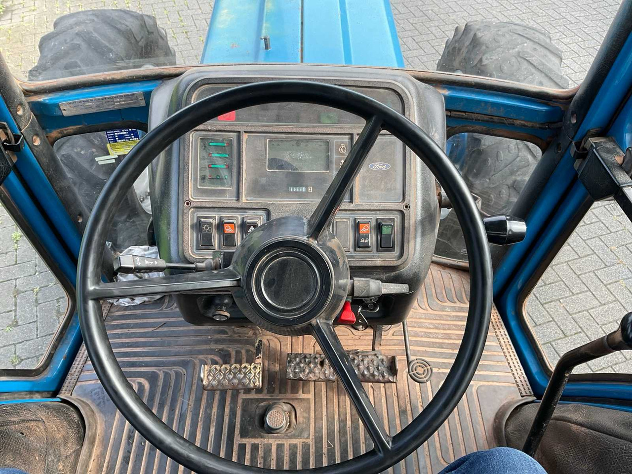 Tracteur agricole Ford 7810 gen3: photos 31