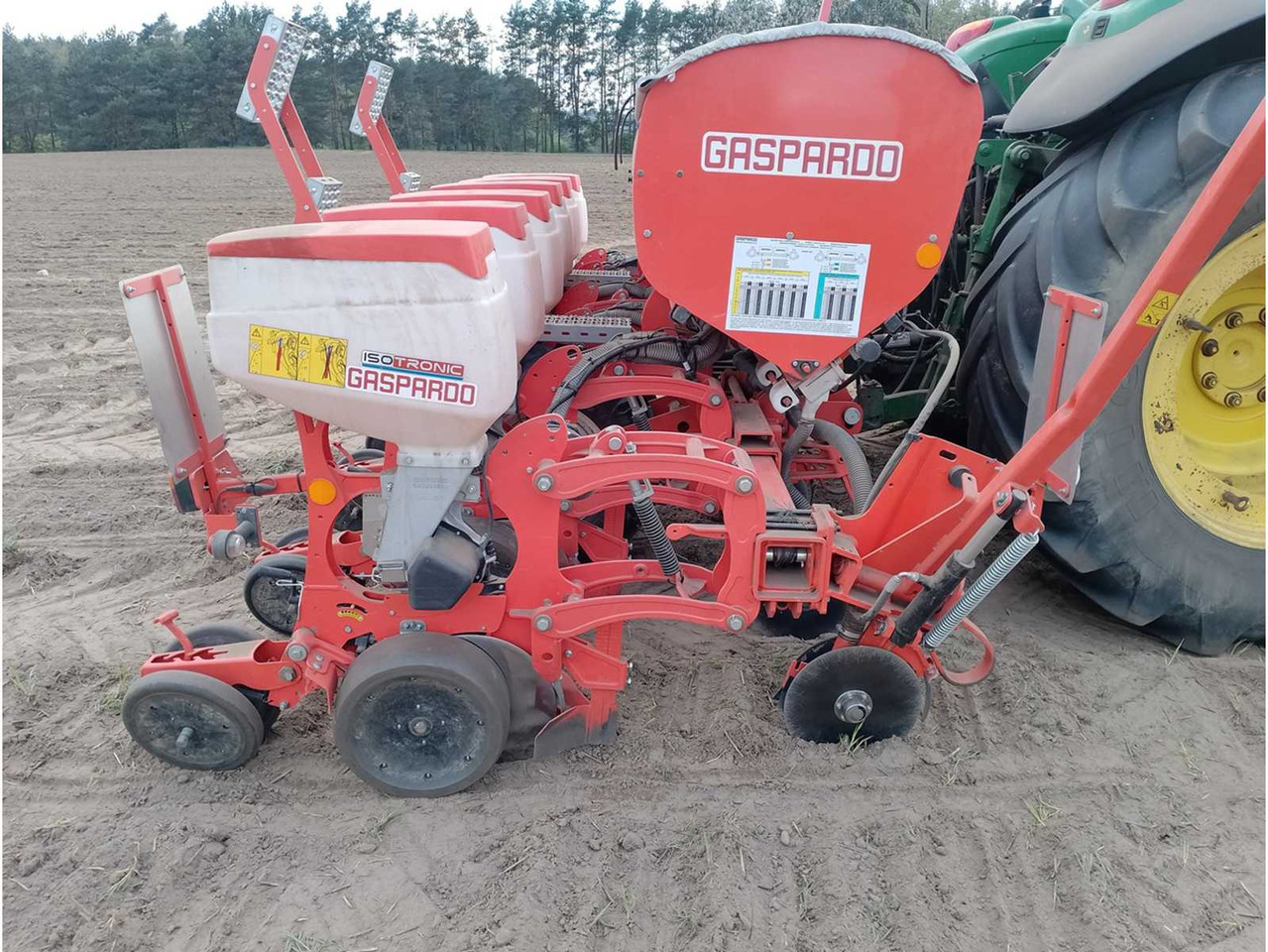 GASPARDO MTER Isotronic 300 6ROW - Semoir/ Planteuse: photos 5 GASPARDO MTER Isotronic 300 6ROW - Semoir/ Planteuse: photos 5