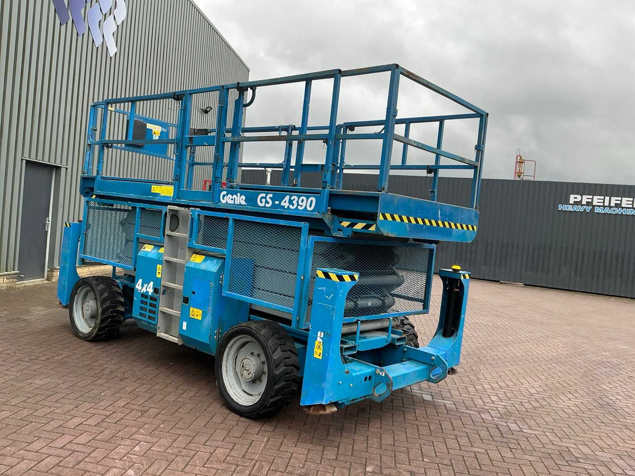 Genie GS-4390 - Nacelle: photos 3 Genie GS-4390 - Nacelle: photos 3