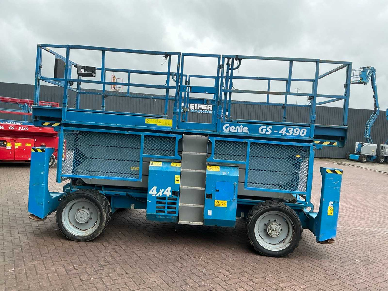 Genie GS-4390 - Nacelle: photos 4 Genie GS-4390 - Nacelle: photos 4