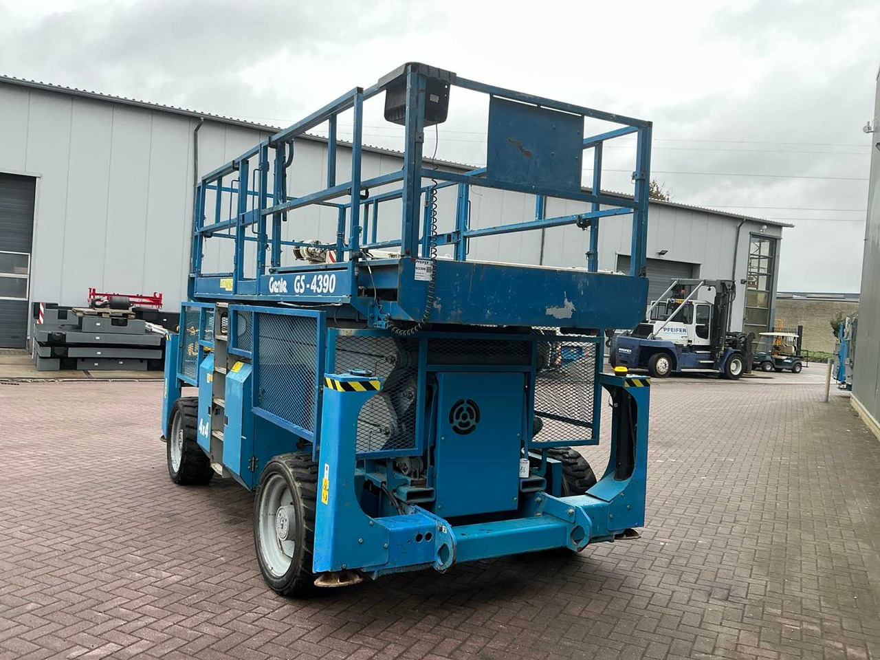 Genie GS-4390 - Nacelle: photos 5 Genie GS-4390 - Nacelle: photos 5