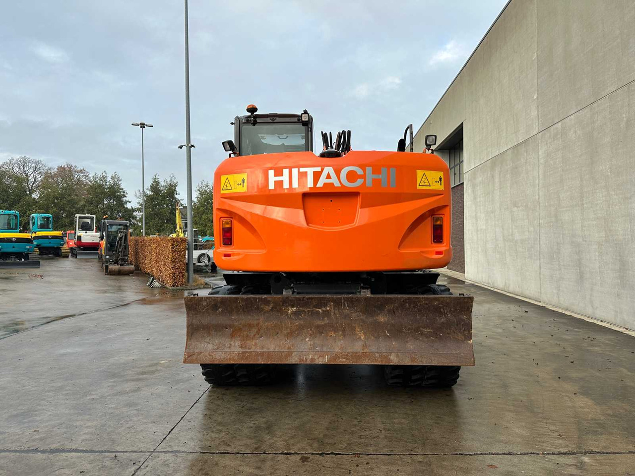 HITACHI - 2012 - ZX145W-3 - WHEELED EXCAVATOR - Pelle sur pneus: photos 5 HITACHI - 2012 - ZX145W-3 - WHEELED EXCAVATOR - Pelle sur pneus: photos 5