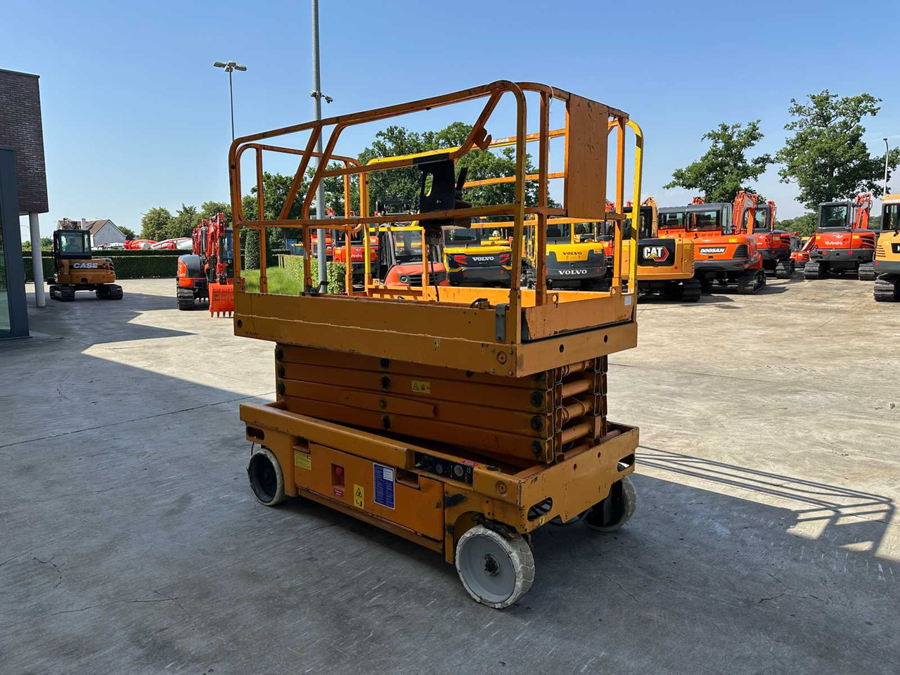 Haulotte Compact 12 - Nacelle: photos 3 Haulotte Compact 12 - Nacelle: photos 3