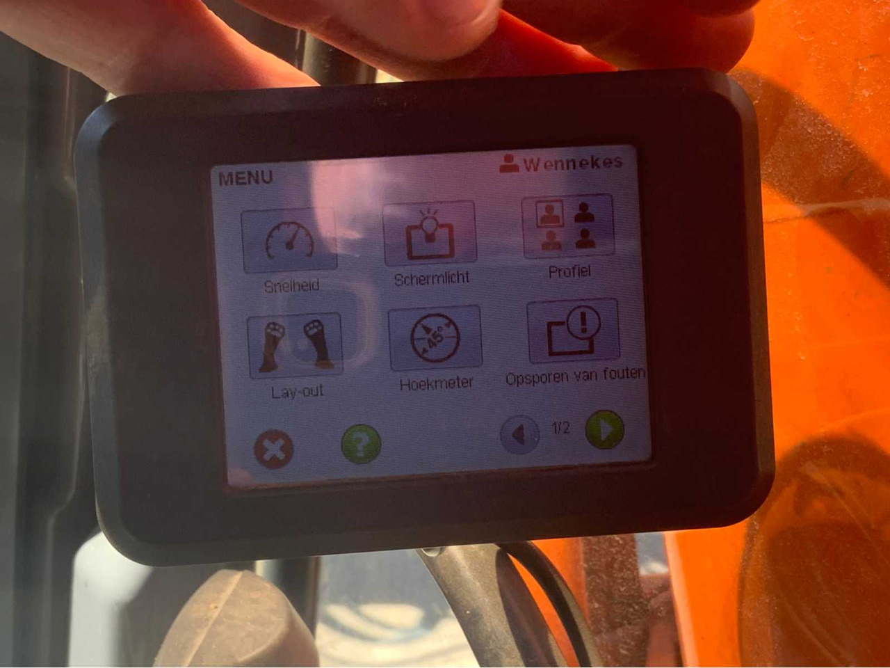 Pelle sur pneus Hitachi ZX 160W: photos 21