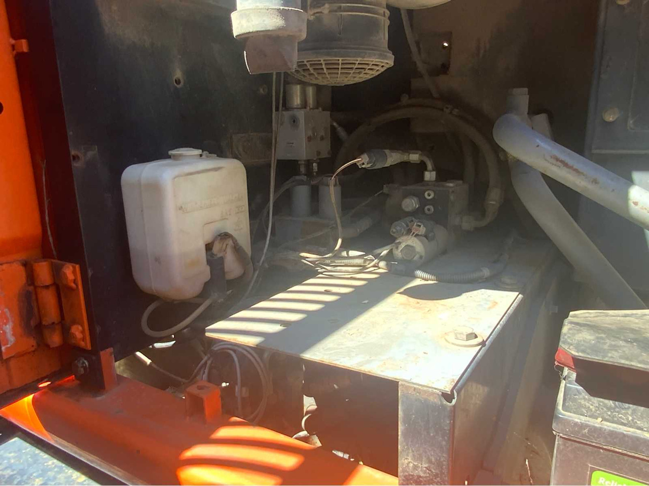 Pelle sur pneus Hitachi ZX 160W: photos 30