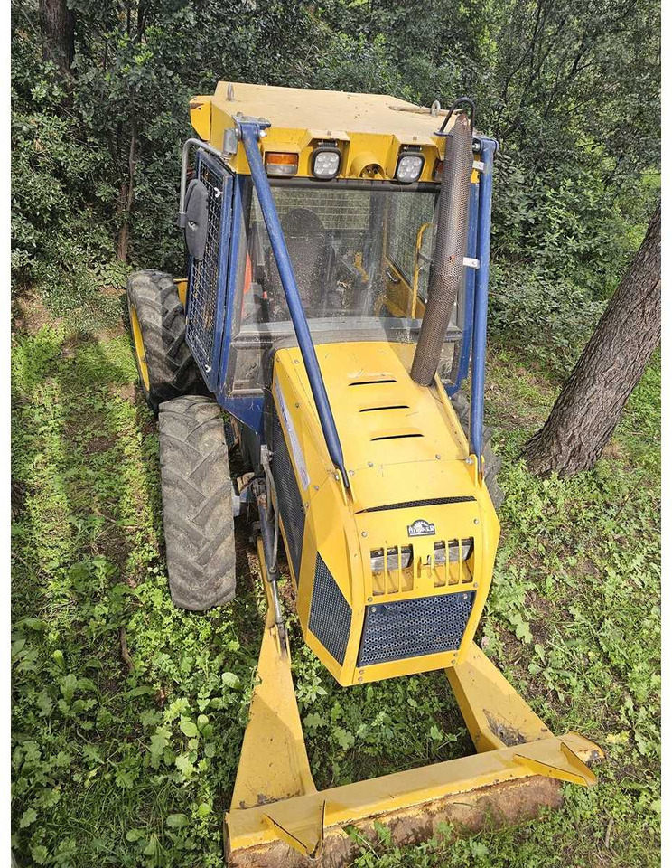 Hittner ECO TRAC 55V - Matériel de jardinage: photos 5 Hittner ECO TRAC 55V - Matériel de jardinage: photos 5