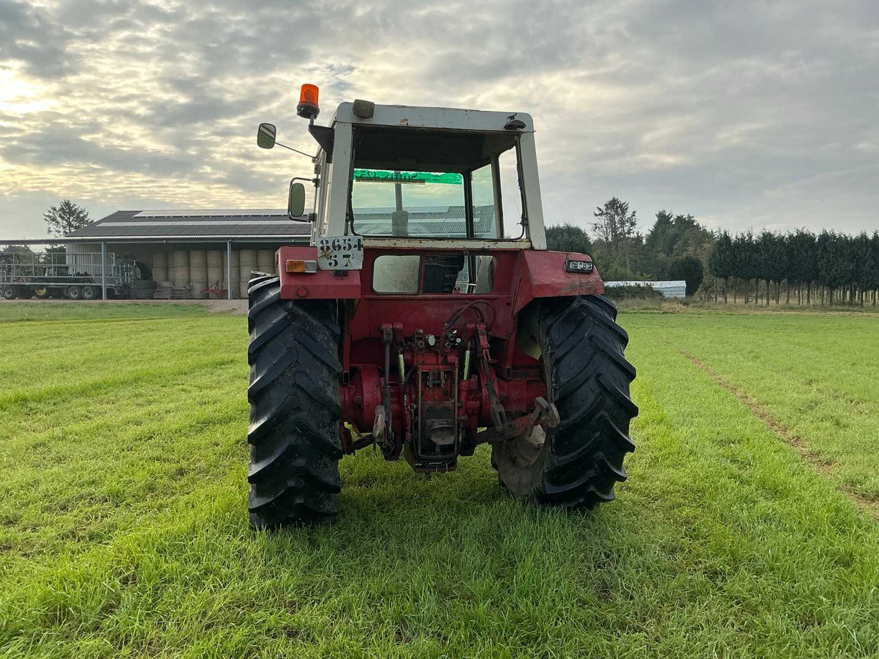 International 1246 - Tracteur agricole: photos 4 International 1246 - Tracteur agricole: photos 4
