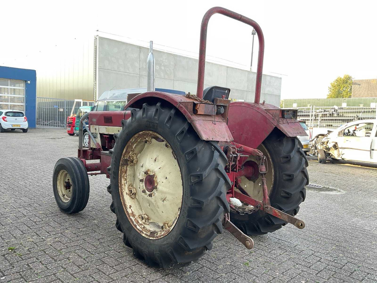 International 453 - Tracteur agricole: photos 5 International 453 - Tracteur agricole: photos 5