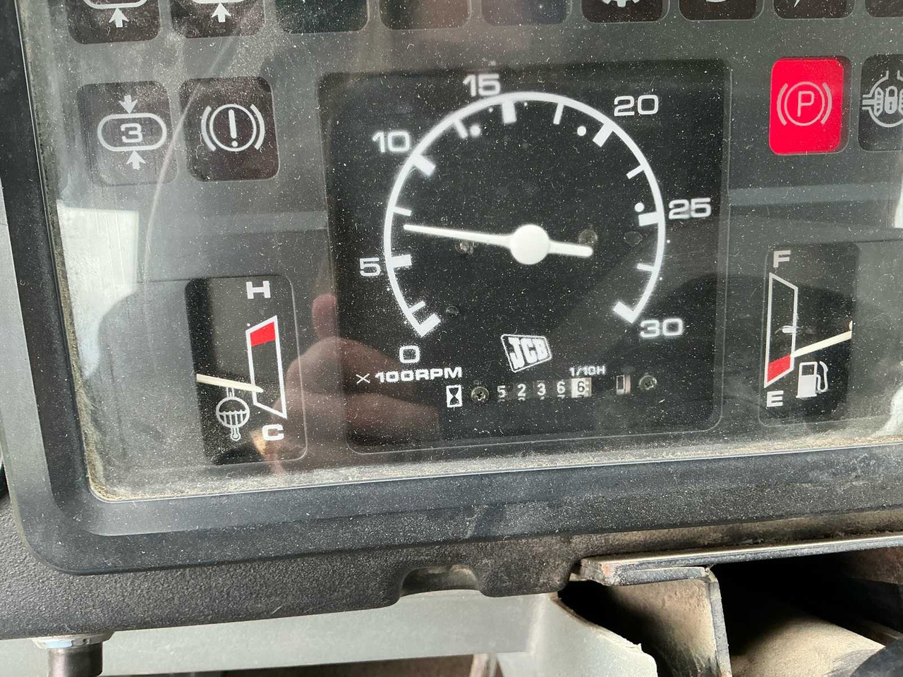 Tracteur agricole JCB 1993 JCB FASTRAC 145 TURBO ALL-WHEEL DRIVE TRACTOR: photos 19 Tracteur agricole JCB 1993 JCB FASTRAC 145 TURBO ALL-WHEEL DRIVE TRACTOR: photos 19