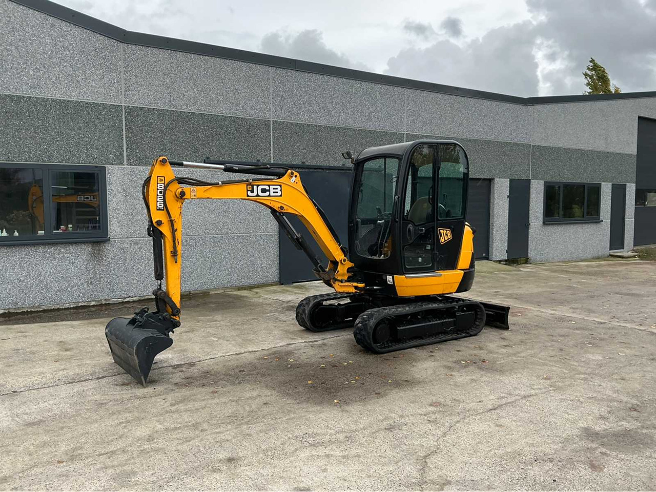 JCB 2015 JCB 8026CTS MINI EXCAVATOR - Mini pelle: photos 1 JCB 2015 JCB 8026CTS MINI EXCAVATOR - Mini pelle: photos 1