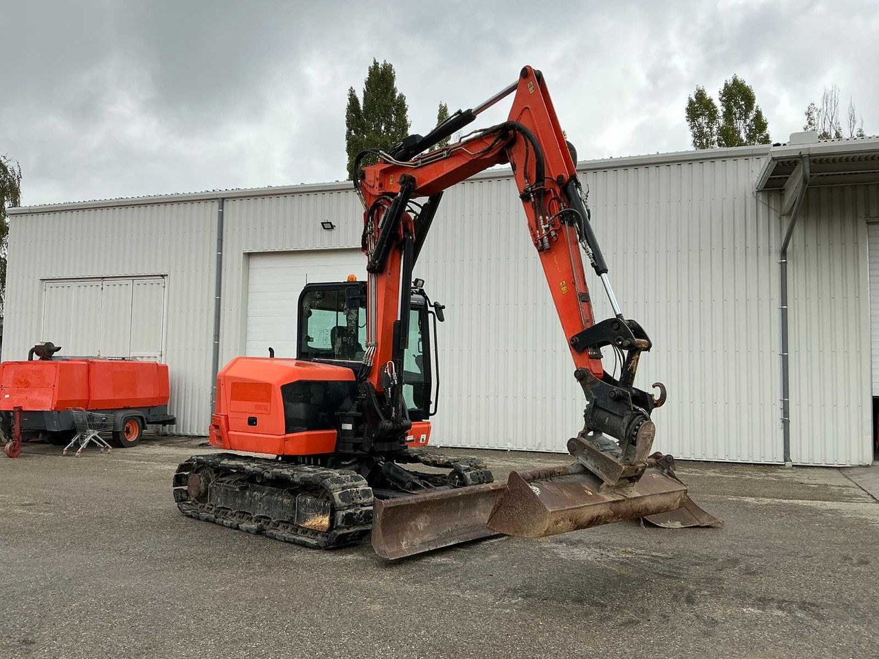 JCB 86C-1 TAB - Pelle sur chenille: photos 1 JCB 86C-1 TAB - Pelle sur chenille: photos 1
