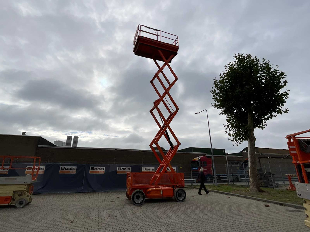 JLG 3369LE - Nacelle: photos 1 JLG 3369LE - Nacelle: photos 1